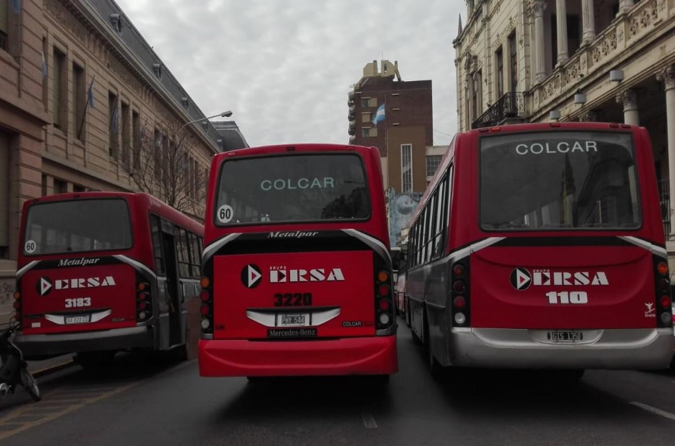 paro de colectivos en el centro de Paraná