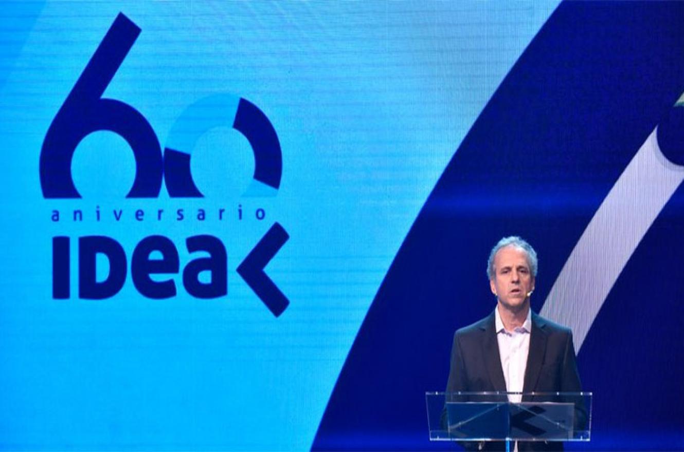Roberto Alexander presidente Coloquio IDEA 2020