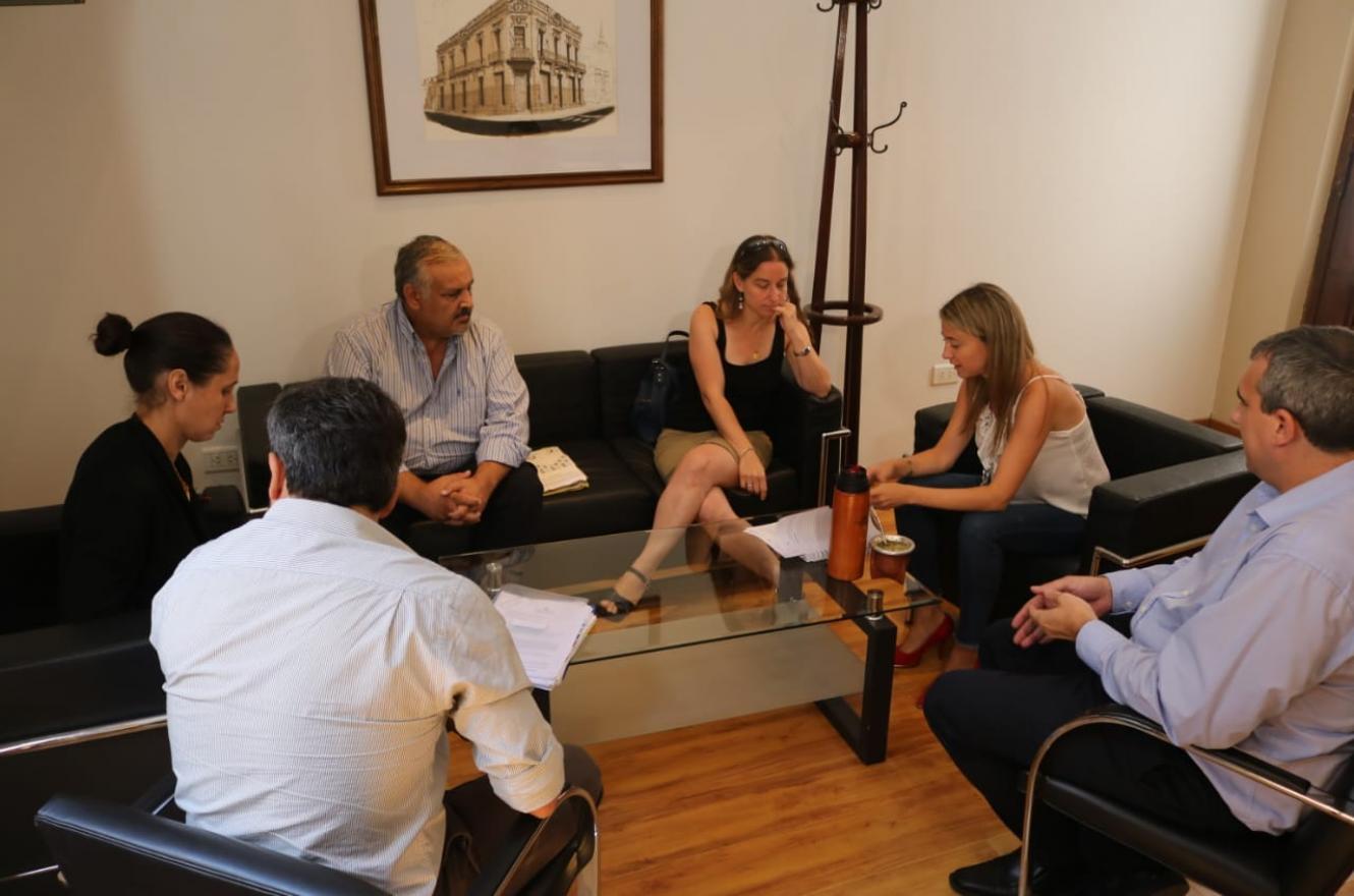 Reunión de autoridades