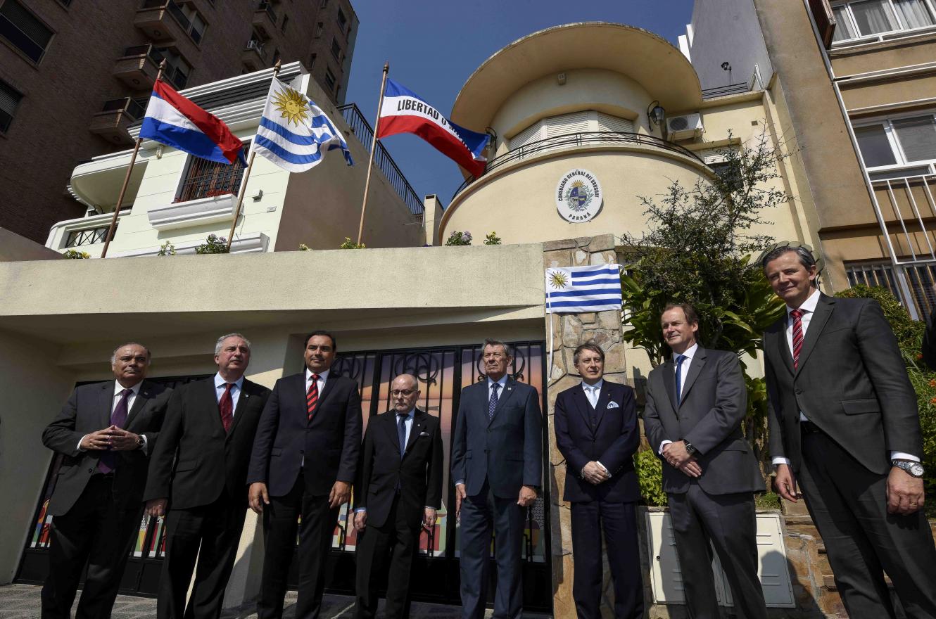 Inauguración en Paraná de un consulado de Uruguay