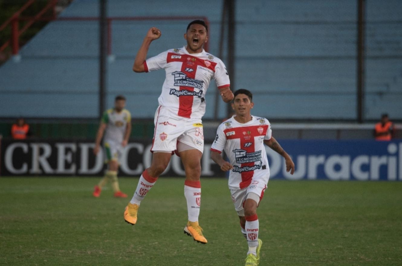 Talleres de Remedios de Escalada sorprendió a Aldosivi en la Copa