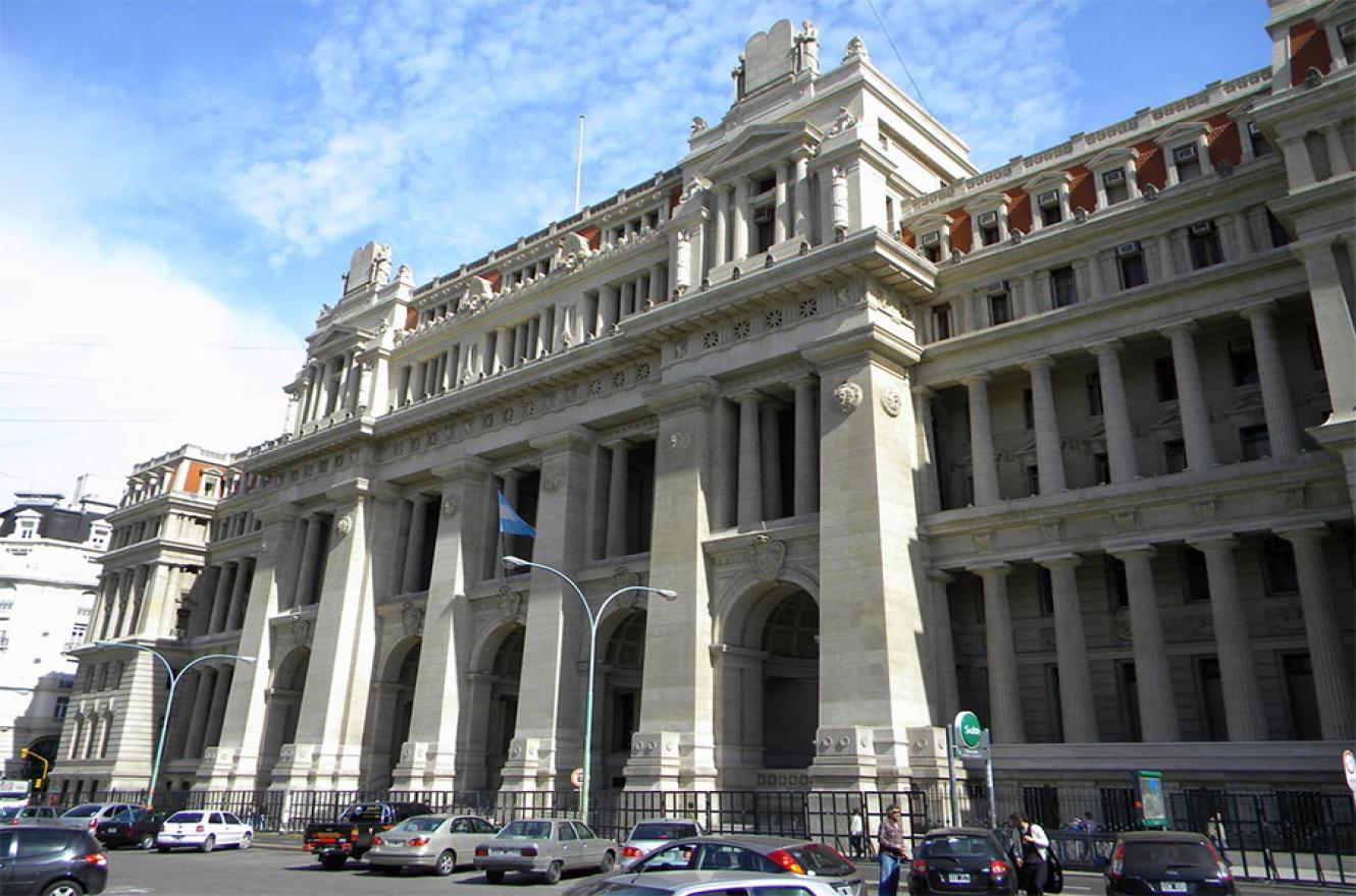 Durante el receso de verano la atención al público irá de las 9.30 a las 13.30.