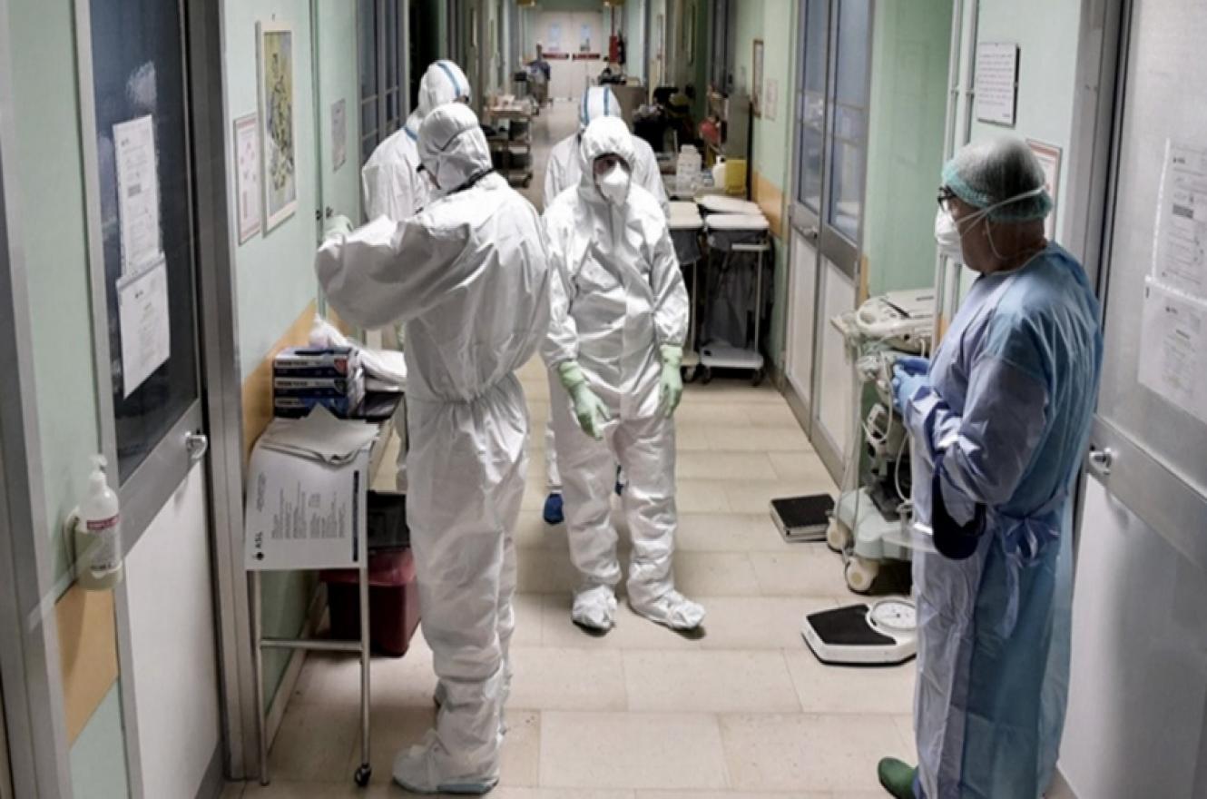 El Ministerio de Salud de la Nación reportó esta mañana diez nuevos fallecimientos por coronavirus, con lo que suman 642 los muertos por esta enfermedad desde el inicio de la pandemia en marzo pasado.