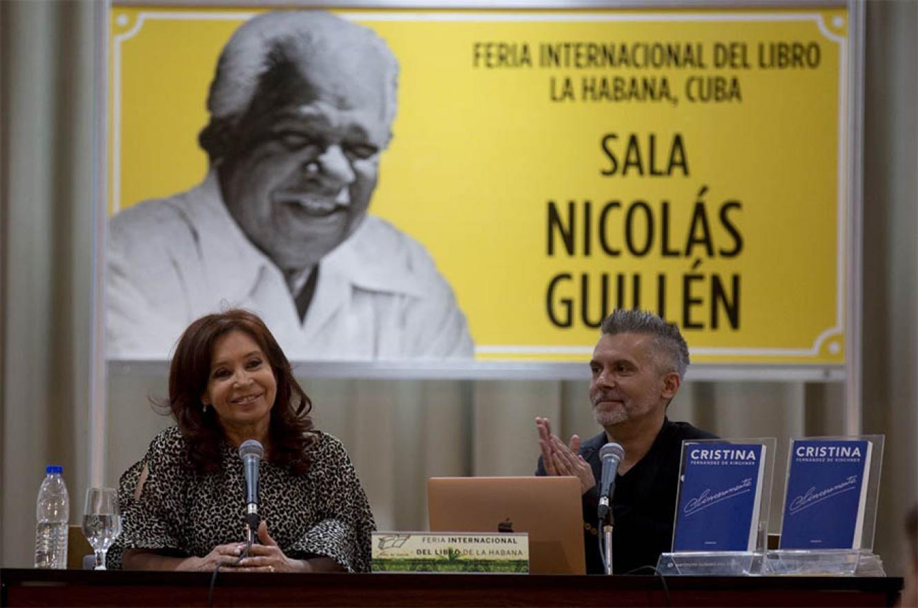 Durante la presentación de su libro “Sinceramente” en la feria del libro de La Habana, Cristina Kirchner se refirió a la negociación de la deuda argentina con el Fondo Monetario.