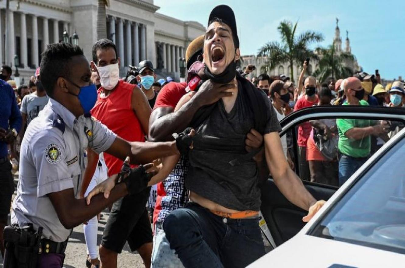 Cuba protesta y represión