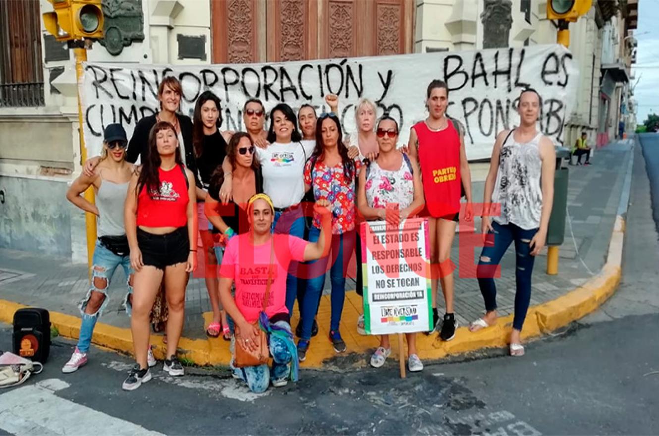 Marcharon en Paraná para pedir por el cumplimiento del cupo laboral trans