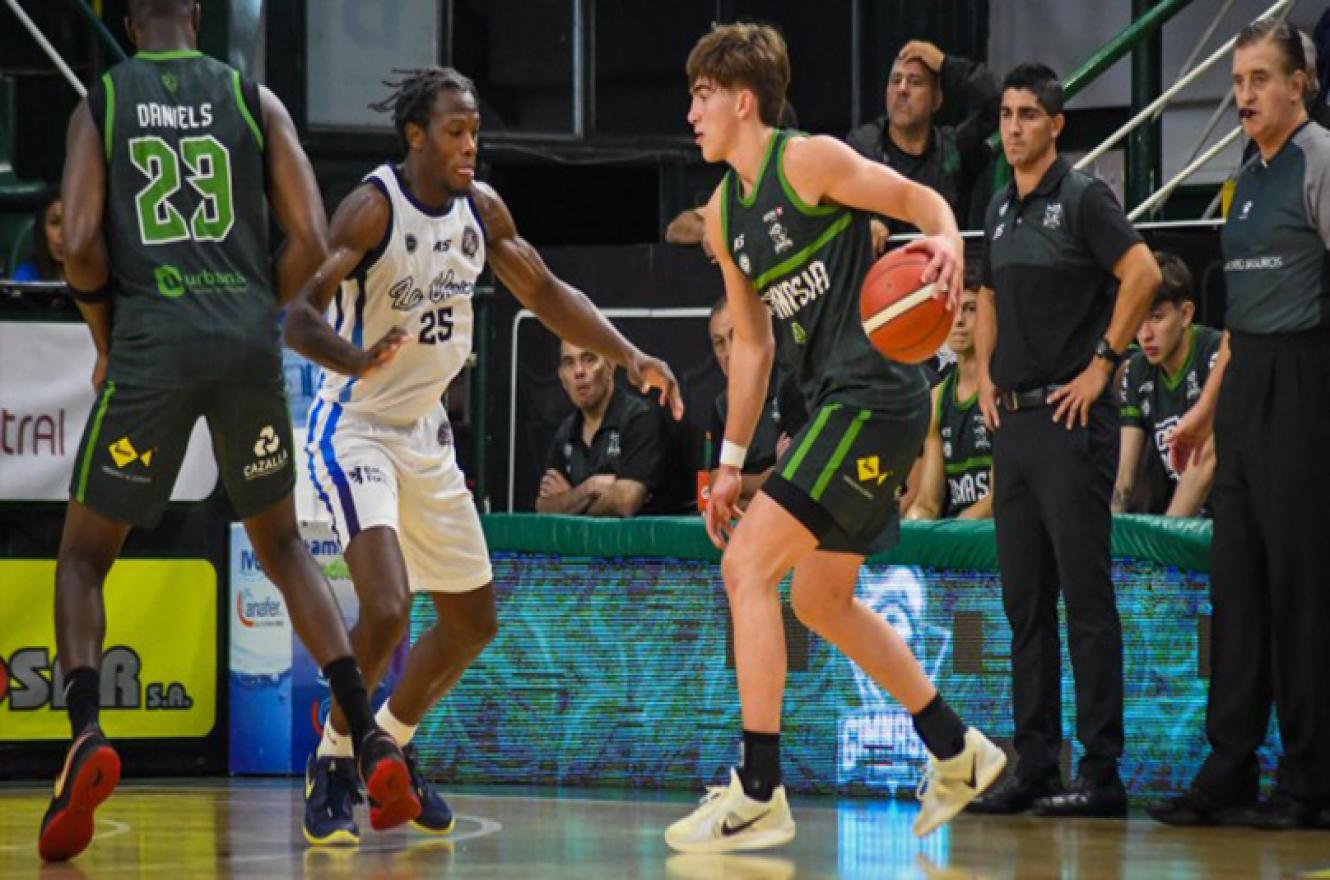 Básquet: el paranaense Martiniano Dato integra el equipo ideal de la Liga Nacional