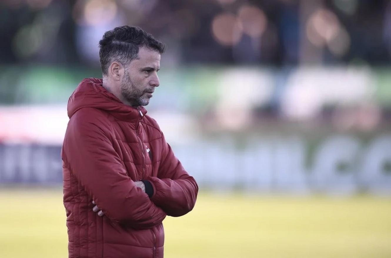Colón de Santa Fe echó a Rodolfo De Paoli luego de seis partidos