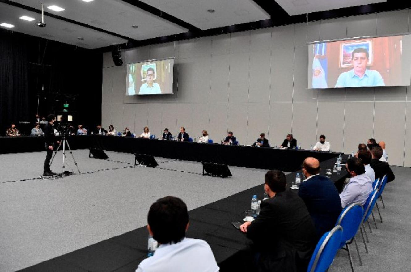 https://cdn.noticiasgob.com.ar/fotos-crop/2020/11/19/x_1605809440.jpg
