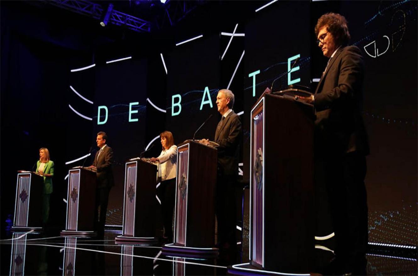 Myriam Bregman (Frente de Izquierda y Trabajadores-Unidad, FIT-U), Sergio Massa (Unión por la Patria, UxP), Patricia Bullrich (Juntos por el Cambio, JxC), Javier Milei (La Libertad Avanza, LLA) y Juan Schiaretti (Hacemos por Nuestro País, HNP).