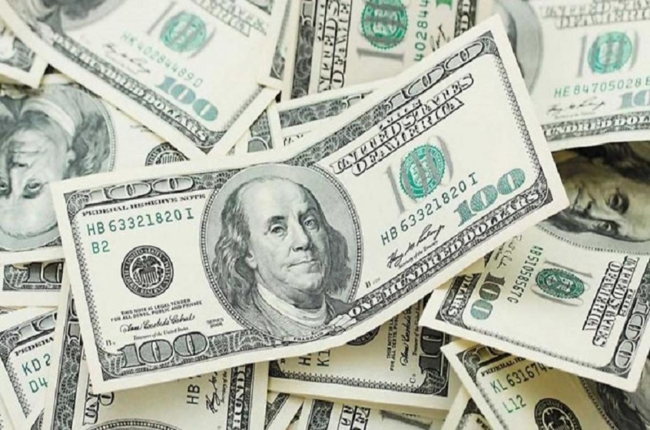 El dólar subió nueve centavos a $59,15 acotado por bancos públicos
