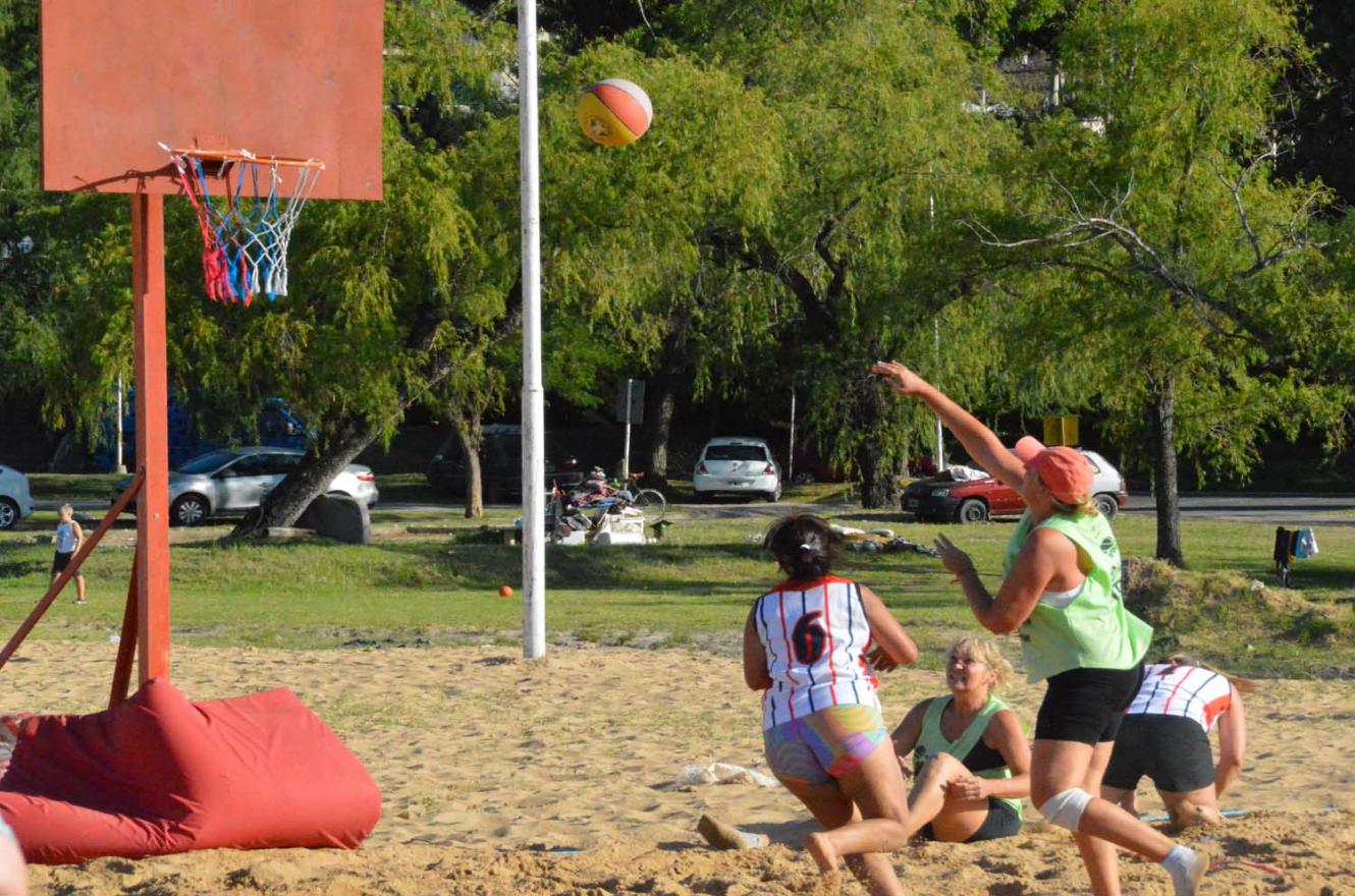El Básquet Arena tuvo una primera exitosa edición en Paraná