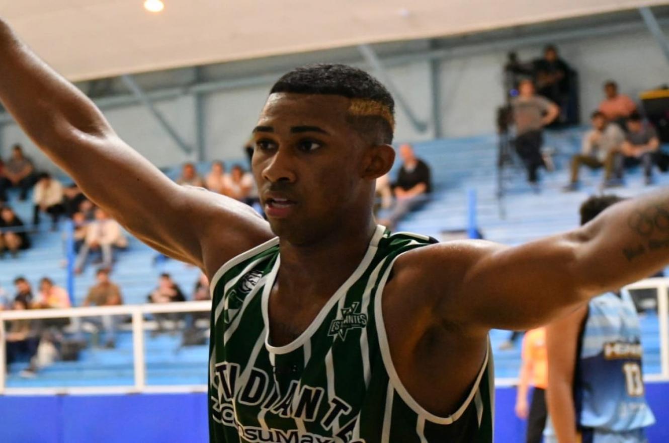 Estudiantes de Concordia: Enderson Alcalá fue operado con éxito