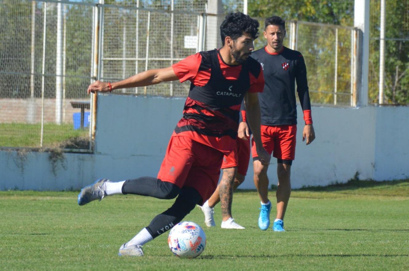 Fútbol: Patronato recuperó siete jugadores para visitar a Vélez Sarsfield