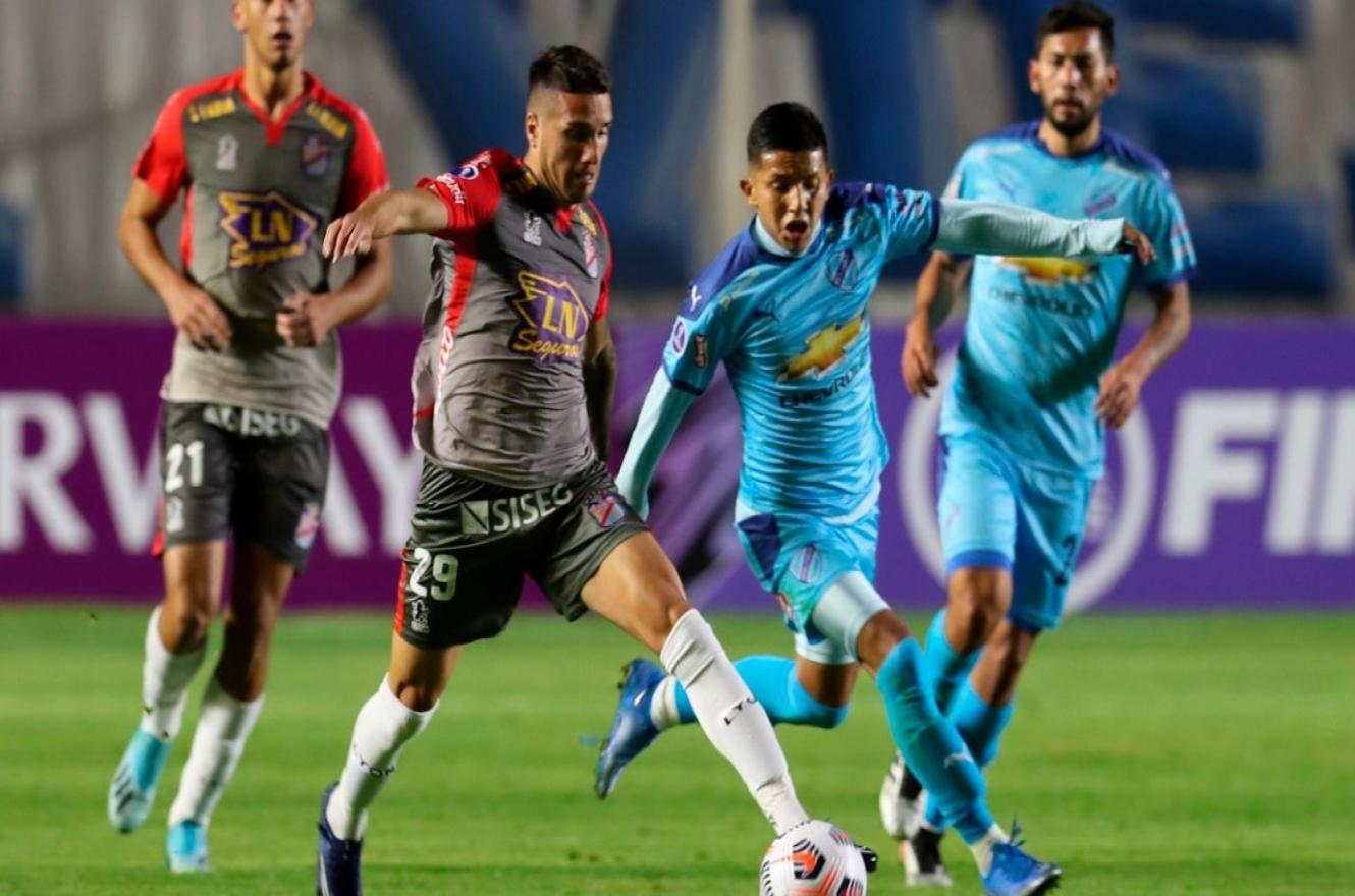 Arsenal comenzó la Copa Sudamericana con una derrota en la altura de La Paz