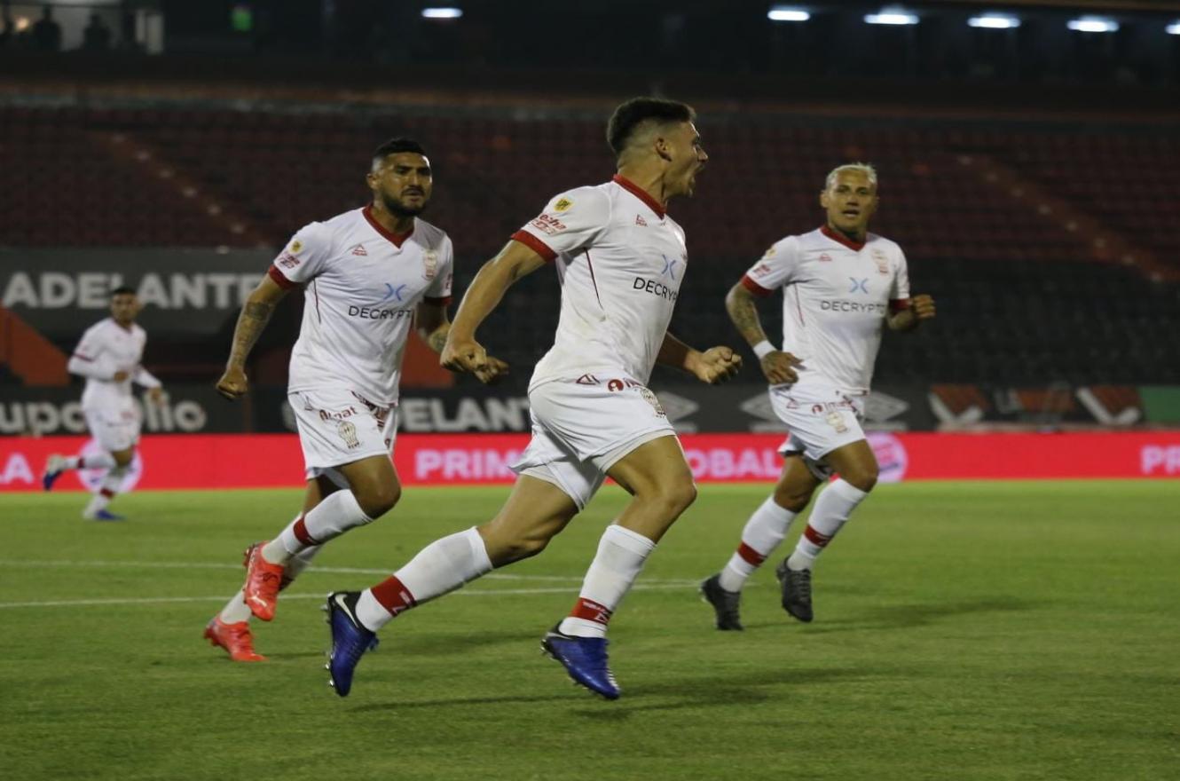 Huracán le ganó a Newell’s a domicilio en el cierre de la fecha 13