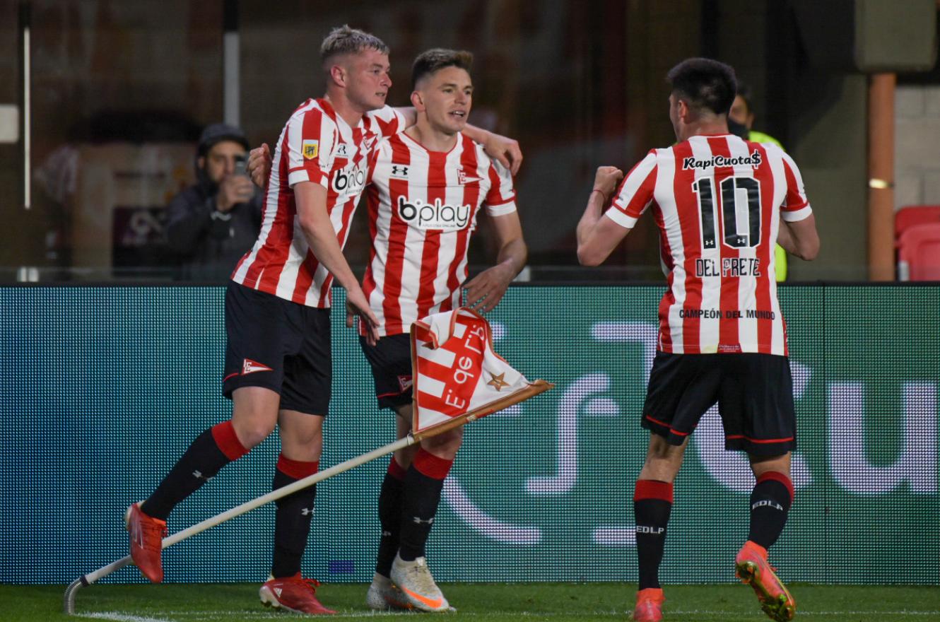 Fútbol: Estudiantes evitó la derrota en la última jugada ante Rosario Central