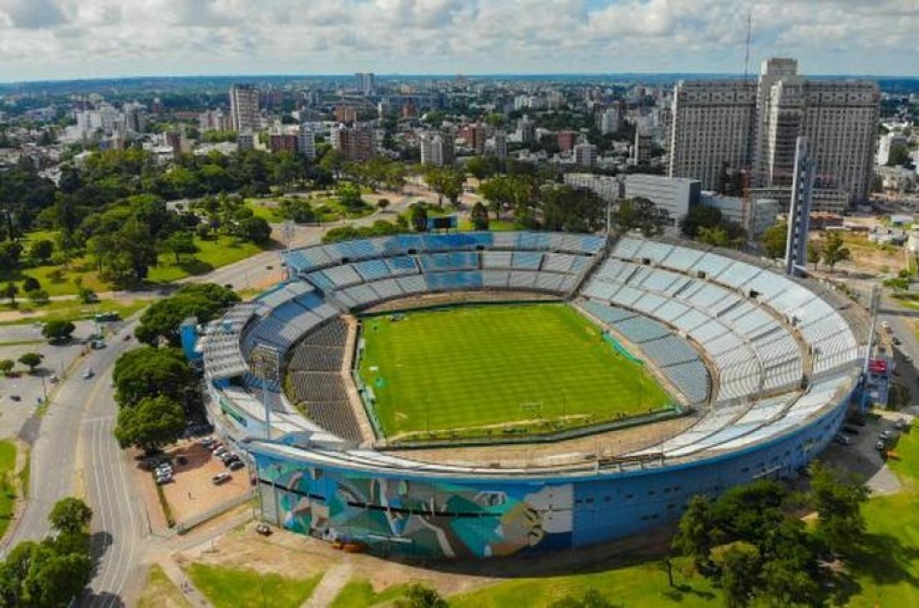 Fútbol: el 15 de agosto volverá la actividad profesional en Uruguay