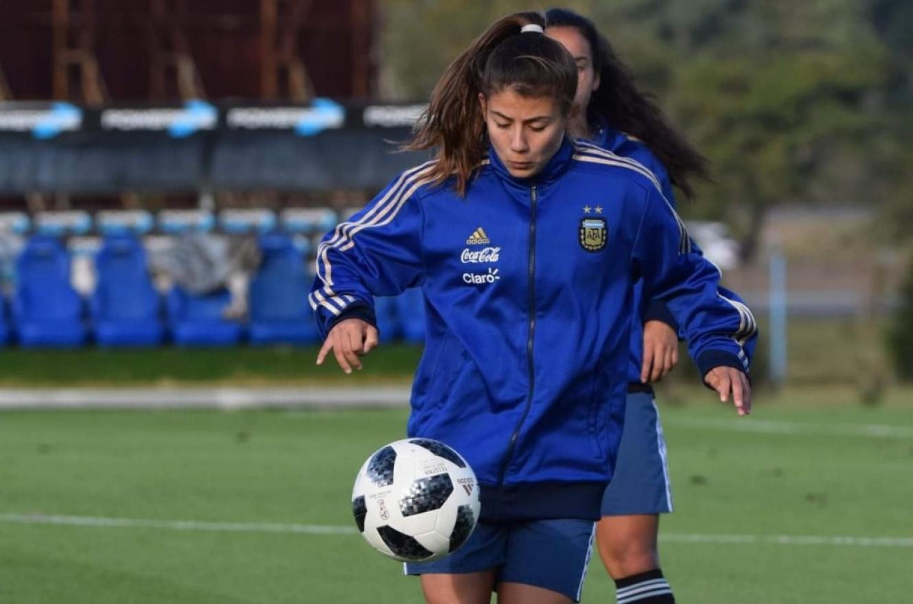 La selección femenina sub 20 volvió al trabajo con rivales definidos para el Sudamericano