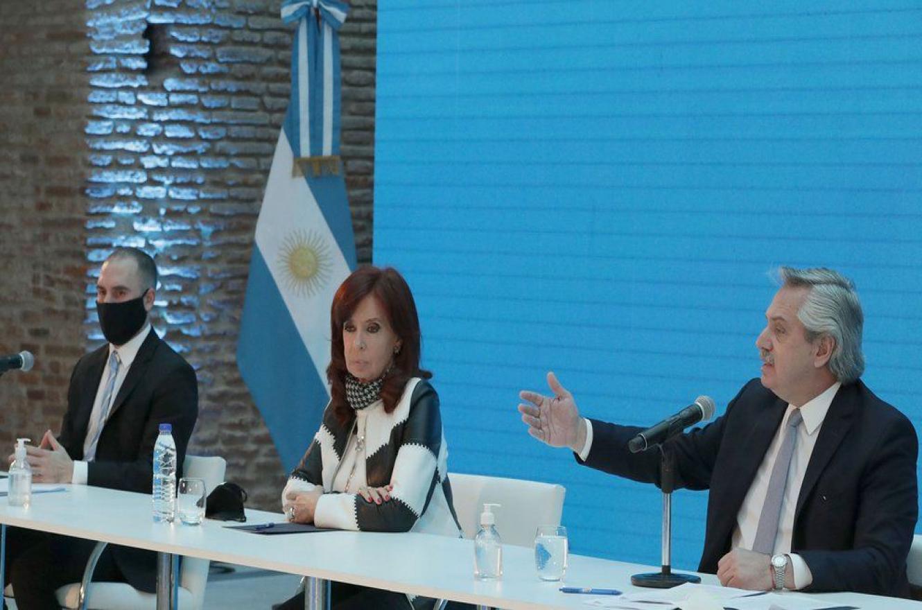 Fernández con Cristina y Guzmán