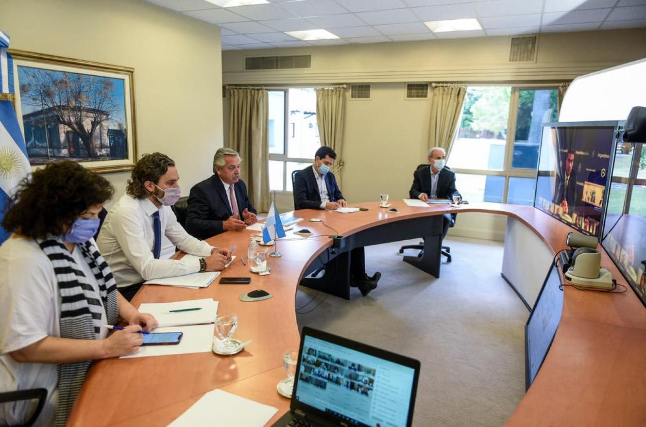 Fernández les propuso a los gobernadores un cierre de actividades de 23 a 6 en el país