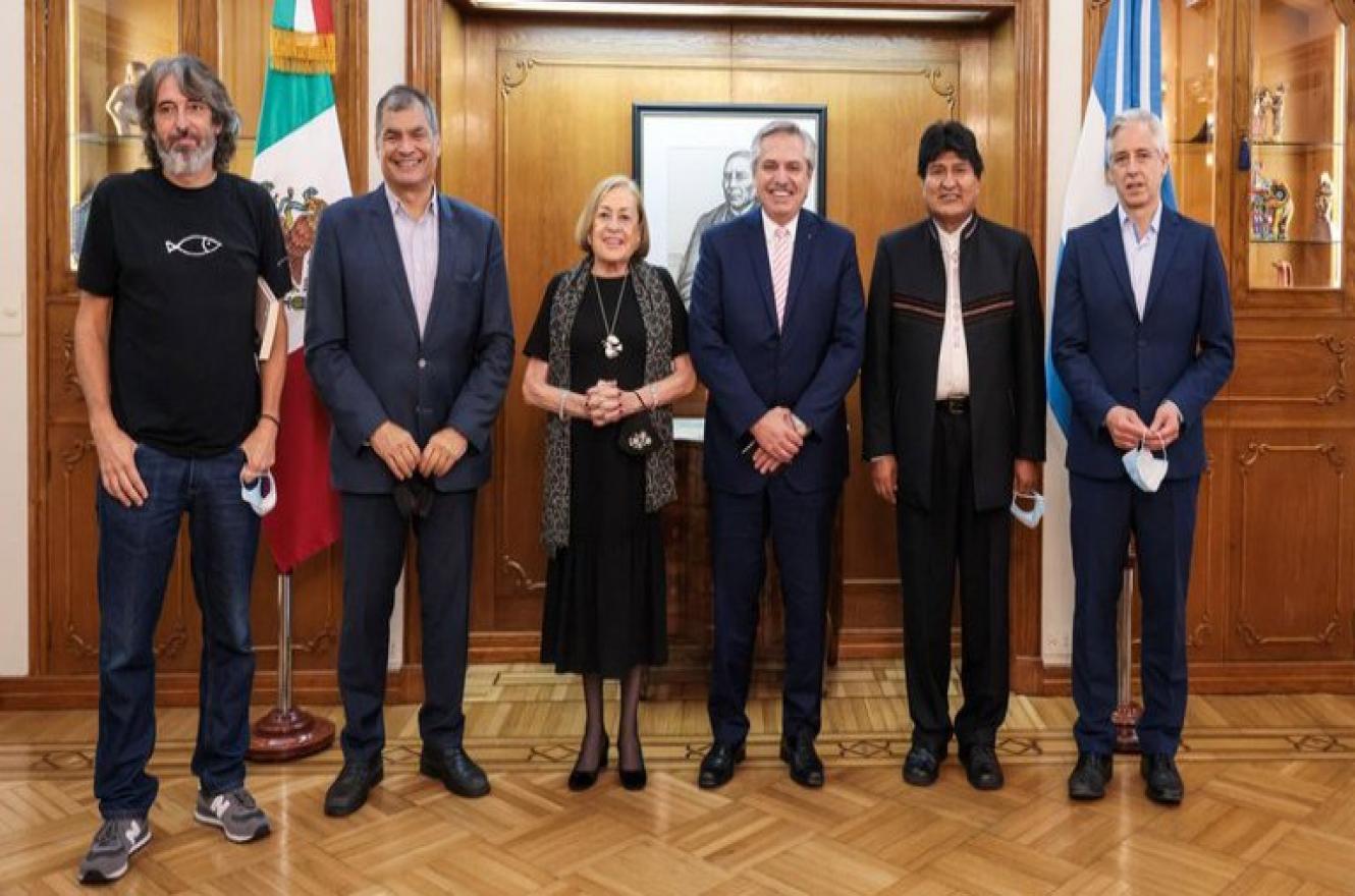 Alberto Fernández junto a Evo Morales y Rafael Correa