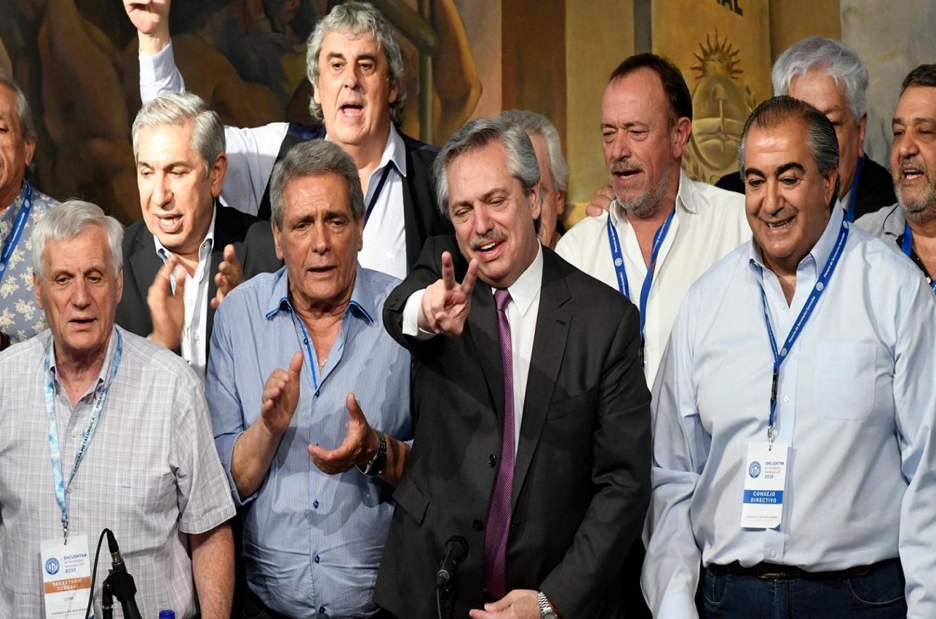 Alberto Fernández y dirigentes de la CGT