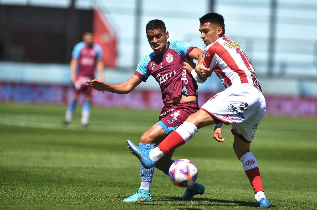 Barracas Central superó a Arsenal en Sarandí y volvió a sonreír luego de cinco partidos