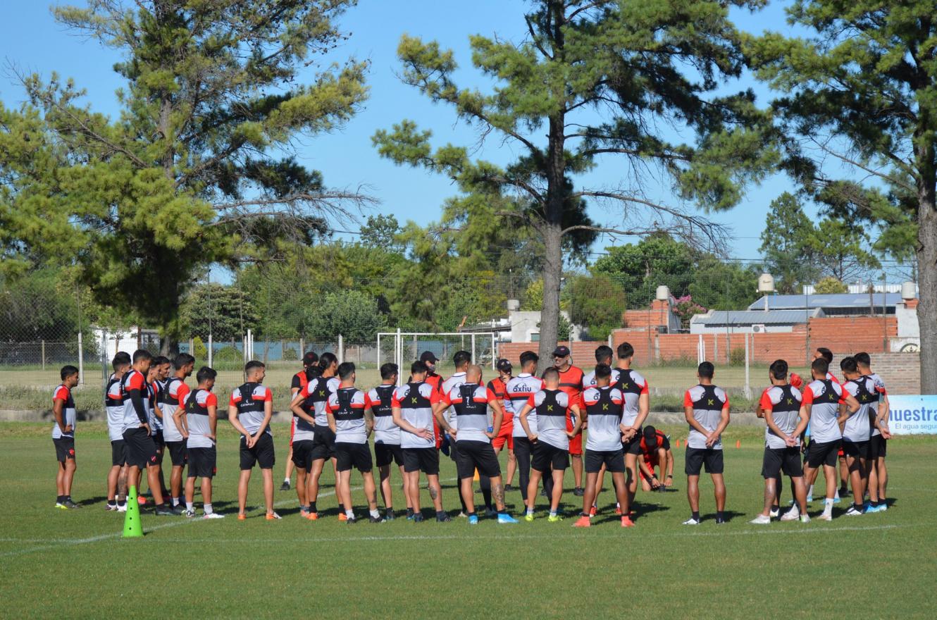 En Patronato se perfilan tres cambios para cerrar el año frente a Gimnasia