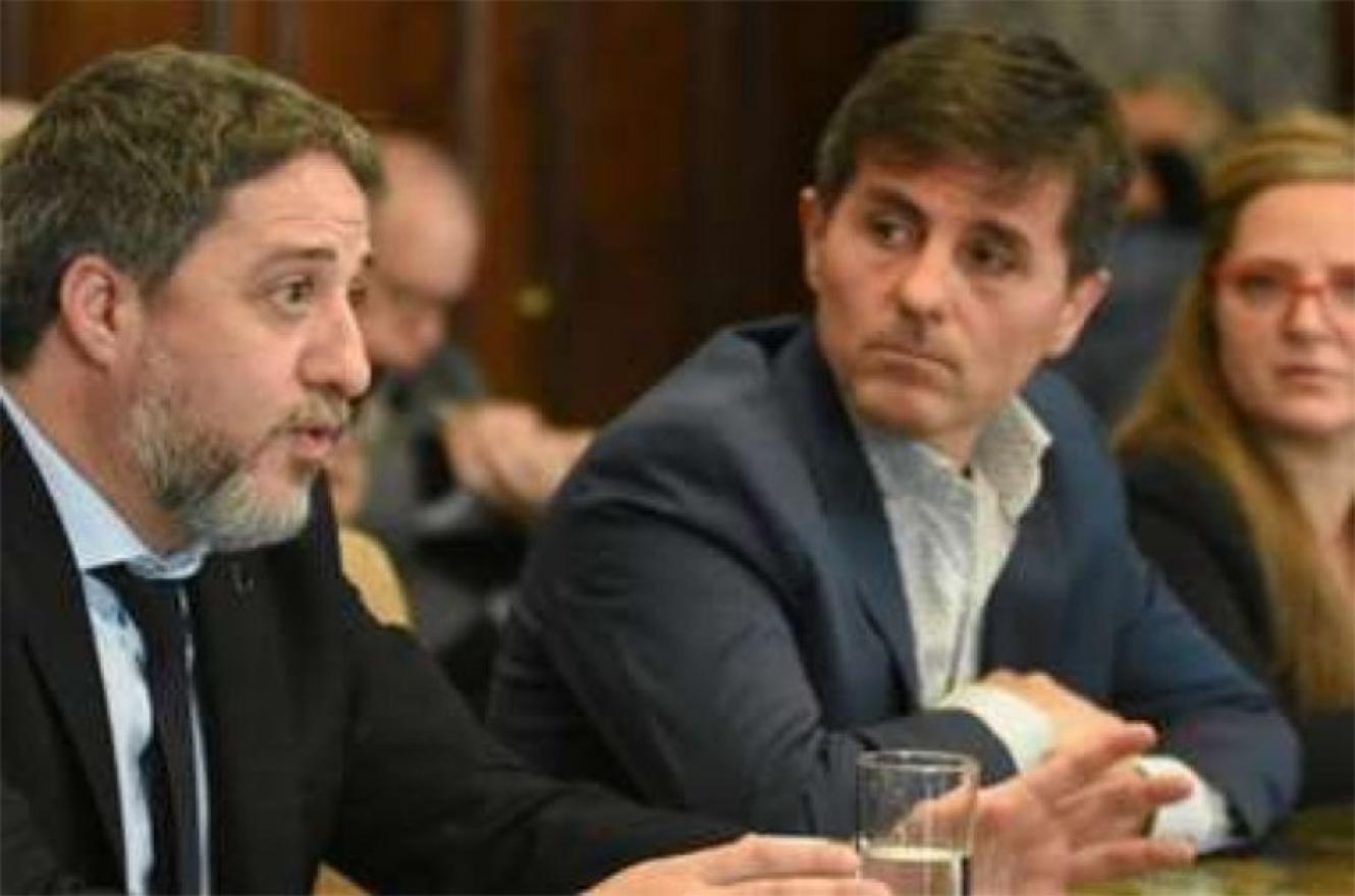 Los fiscales Luis Schiappa Pietra y Matías Edery.