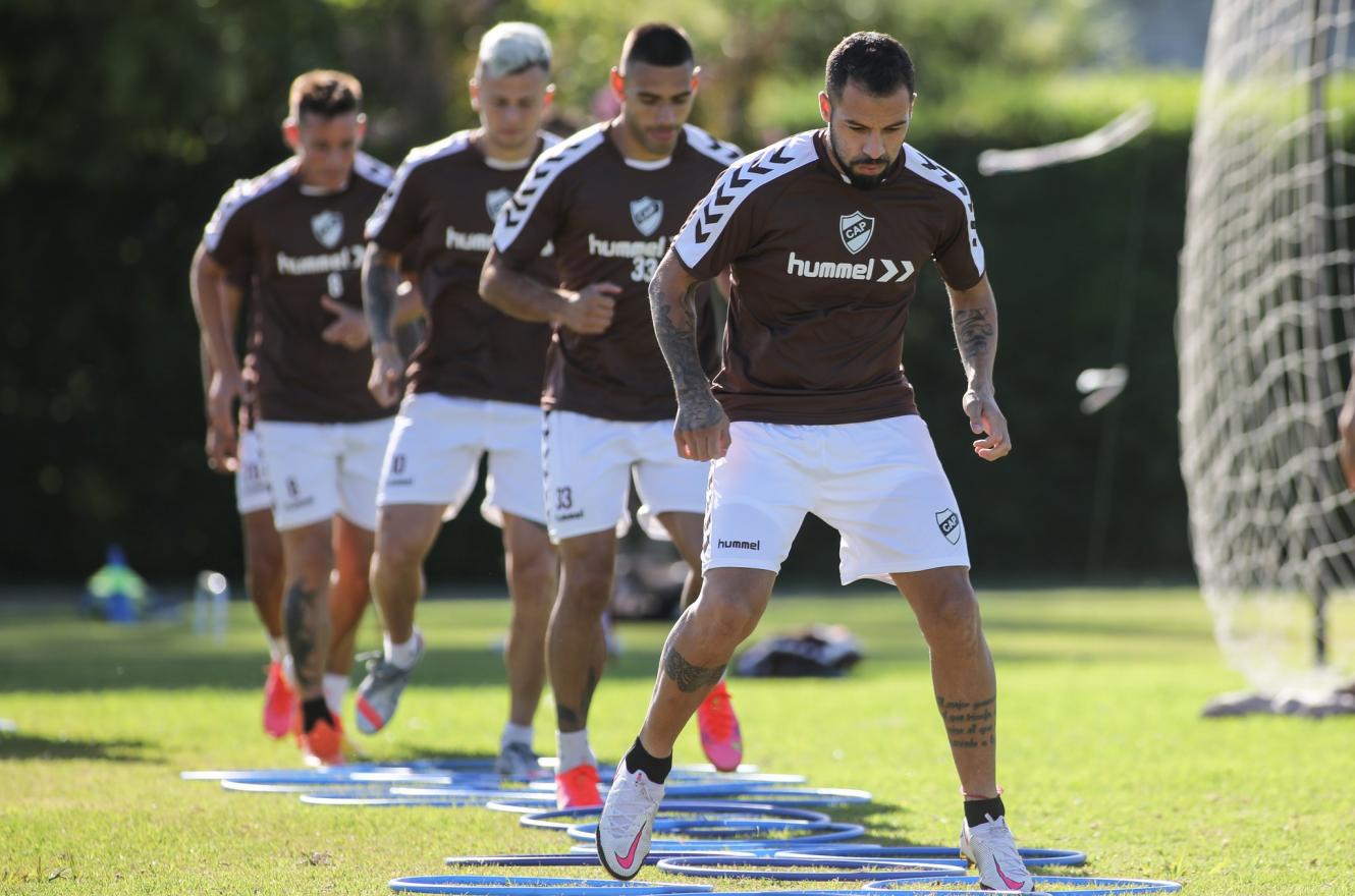El exPatronato Héctor “Tito” Canteros entrenó por primera vez con Platense