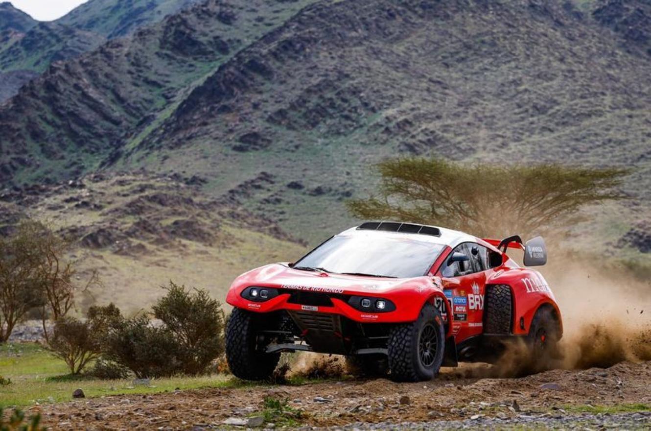 Rally Dakar: Terranova abandonó y los hermanos Benavides ingresaron en el top 10