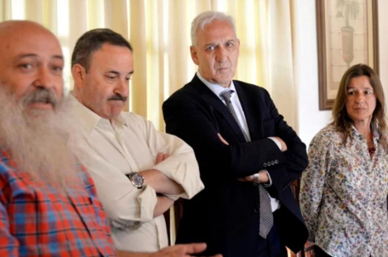 Sabina Frederic con fuerzas de seguridad y movimientos sociales 