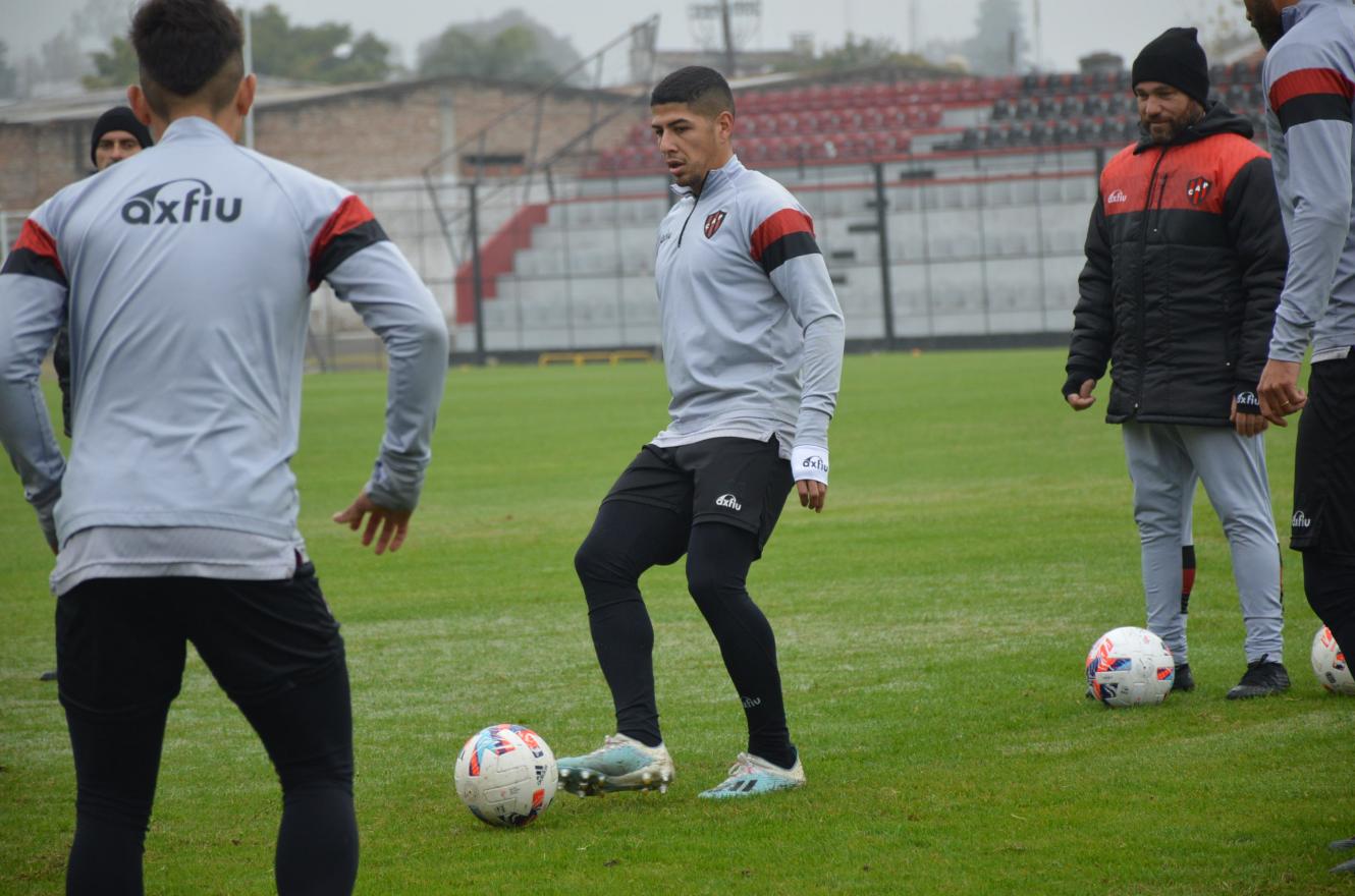 Patronato partió a La Plata sin Jonathan Herrera
