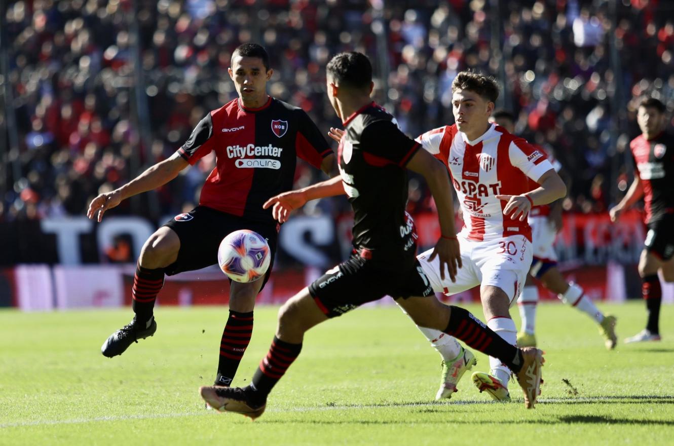 Liga Profesional: Newell’s y Unión quedaron a mano en el Coloso Marcelo Bielsa
