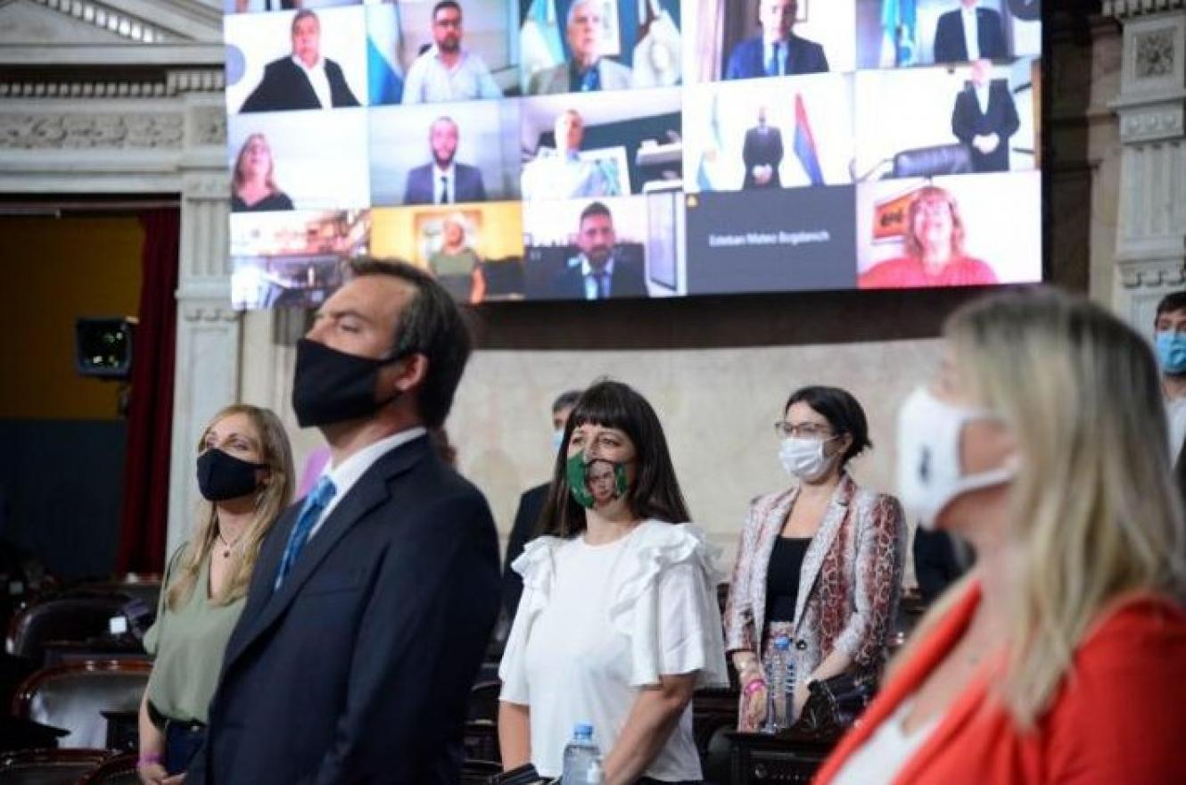Gaillard celebró el anuncio de Fernández sobre el proyecto de regulación del cannabis
