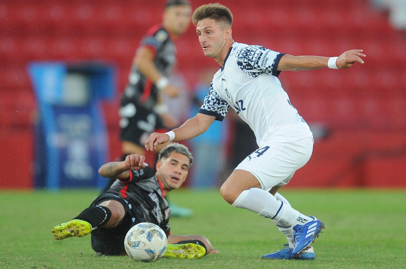 Barracas Central e Independiente quedaron a mano en un duelo caliente y con polémicas