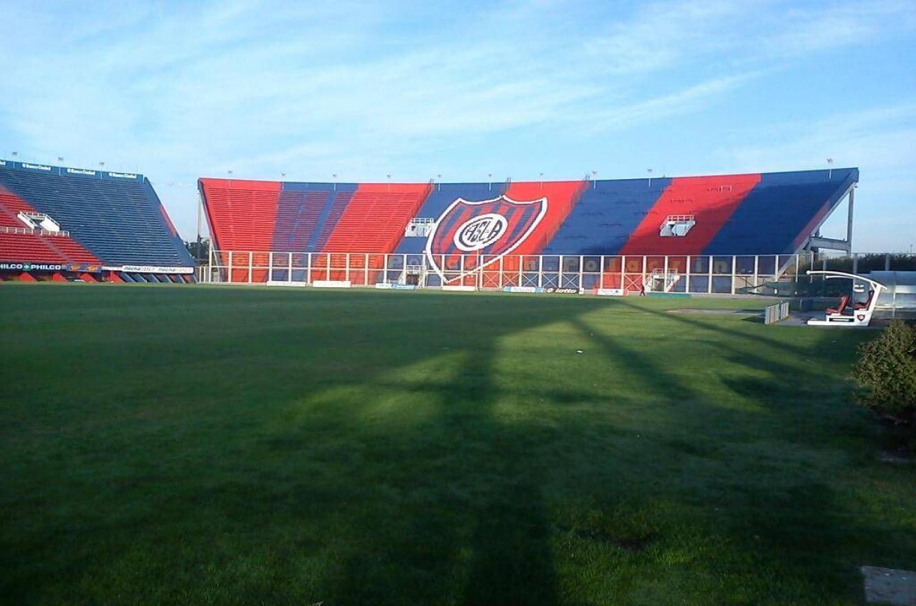 San Lorenzo-Godoy Cruz se reprogramó para este jueves por alerta roja meteorológico