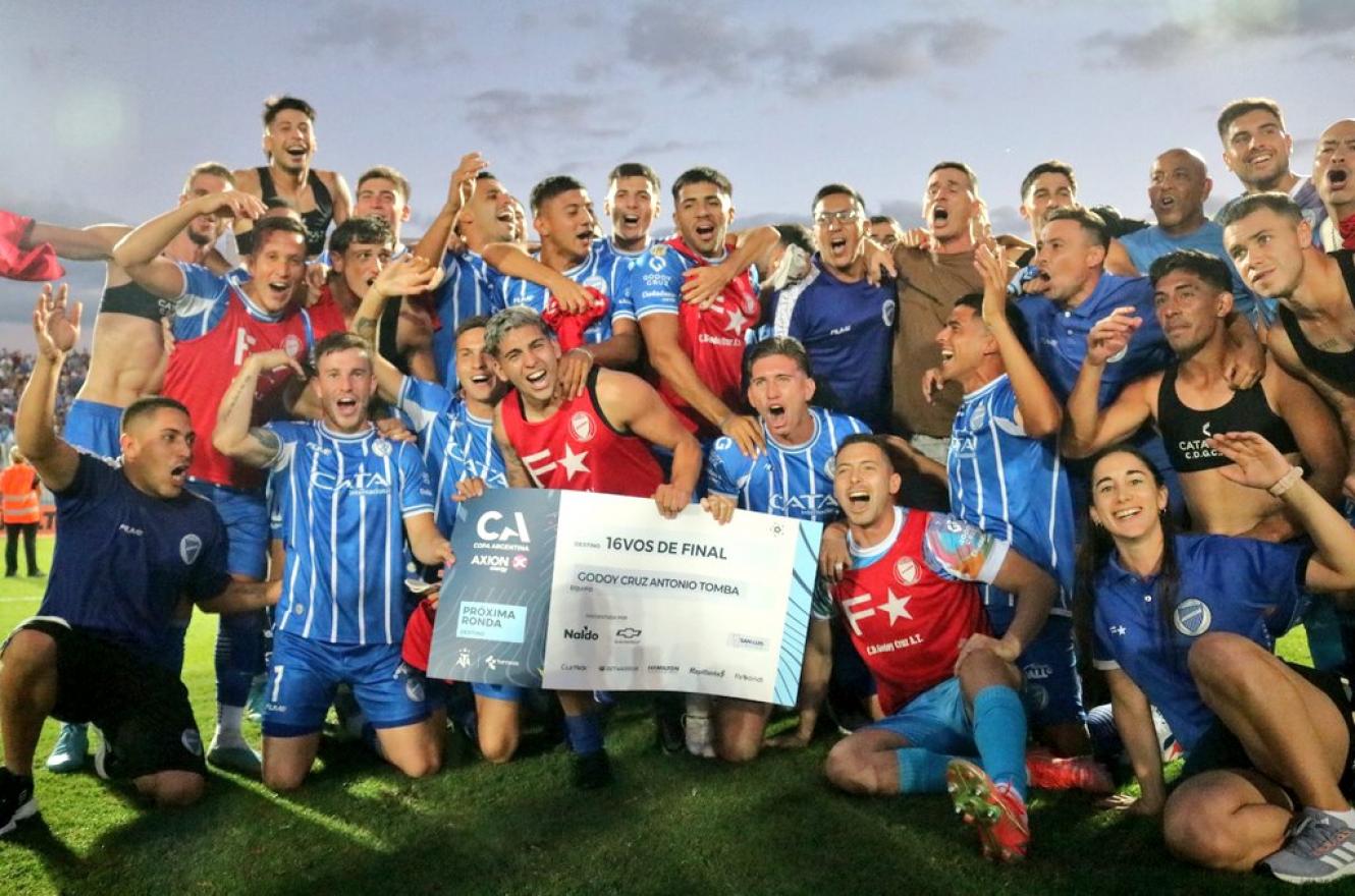 Godoy Cruz ganó el clásico cuyano por penales y avanzó en la Copa Argentina