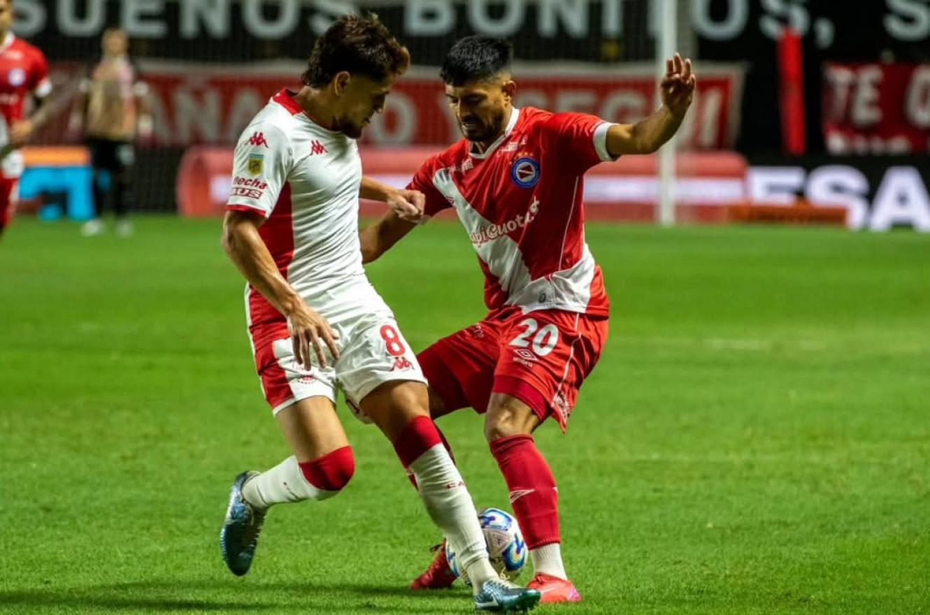 Torneo Apertura: Argentinos igualó con Huracán y se ubica en la cima de la Zona A