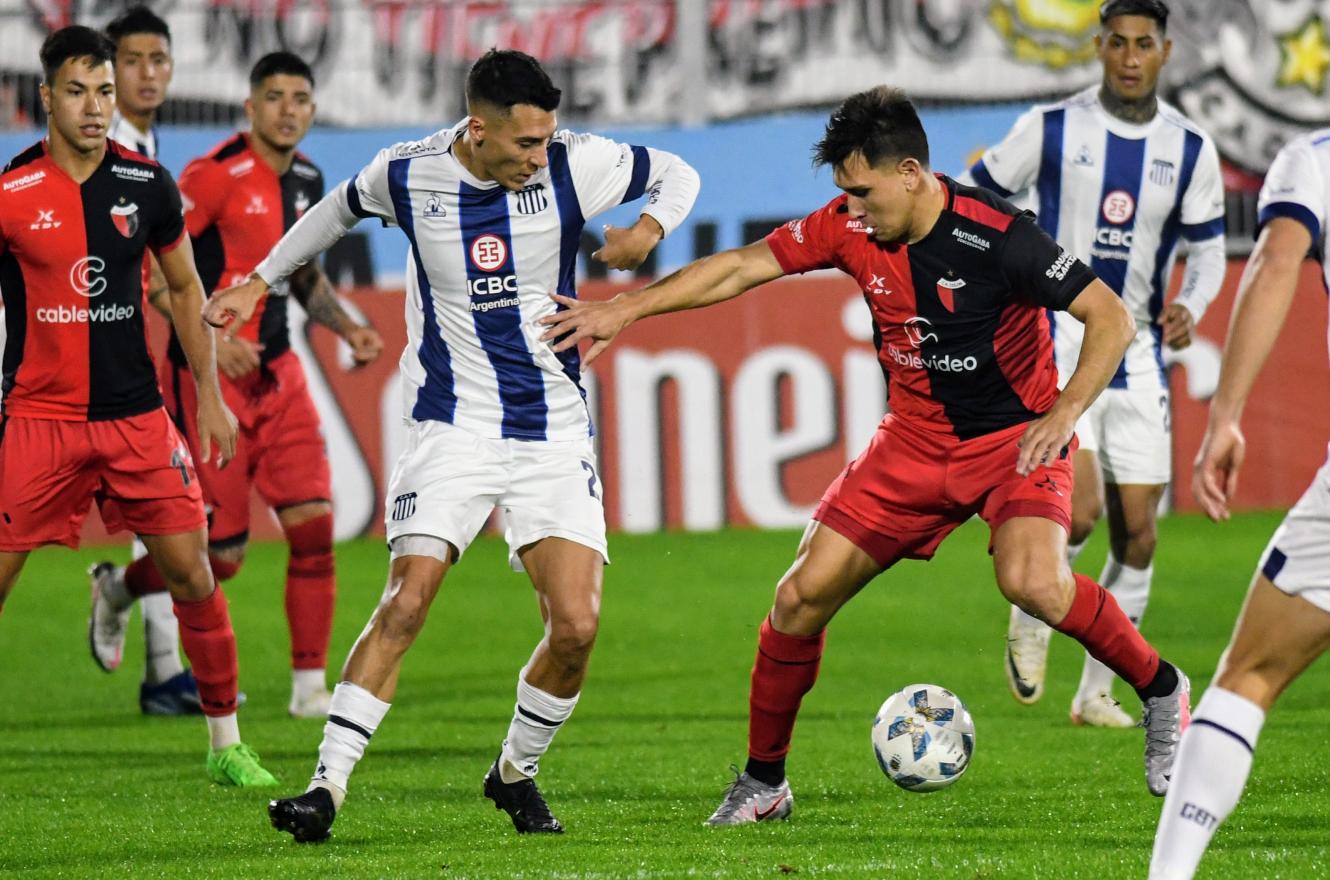 Copa Argentina: Talleres de Córdoba eliminó a Colón de Santa Fe en un duelo caliente