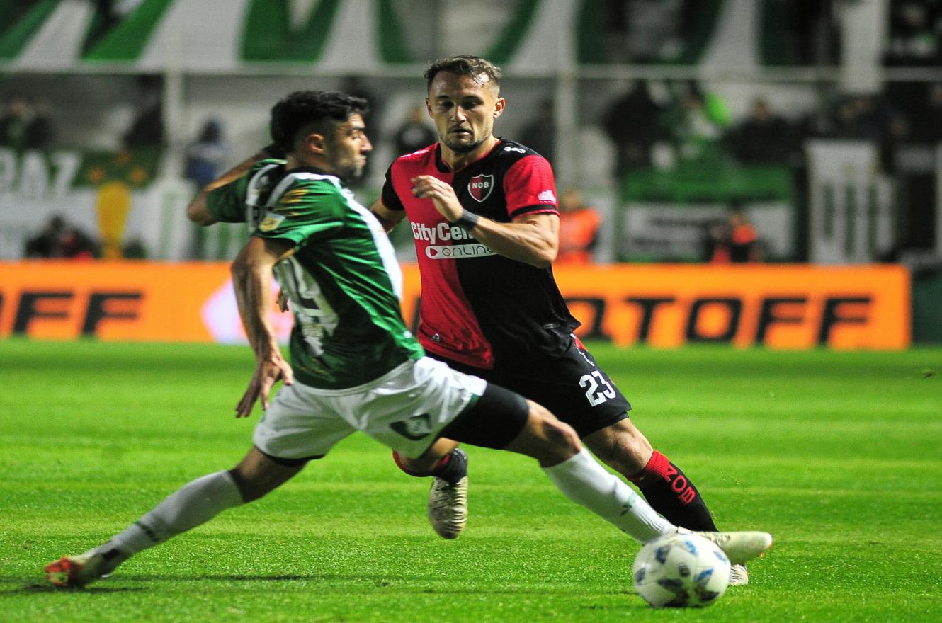 Fútbol: Banfield superó a Newells en un partido marcado por los penales