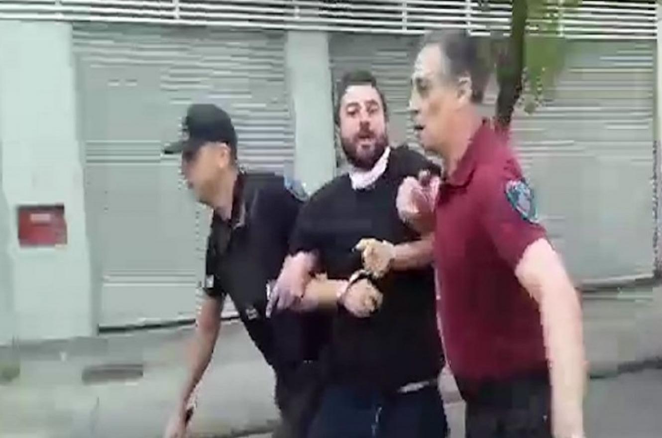 La policía porteña detuvo a Juan Grabois en el marco de una manifestación