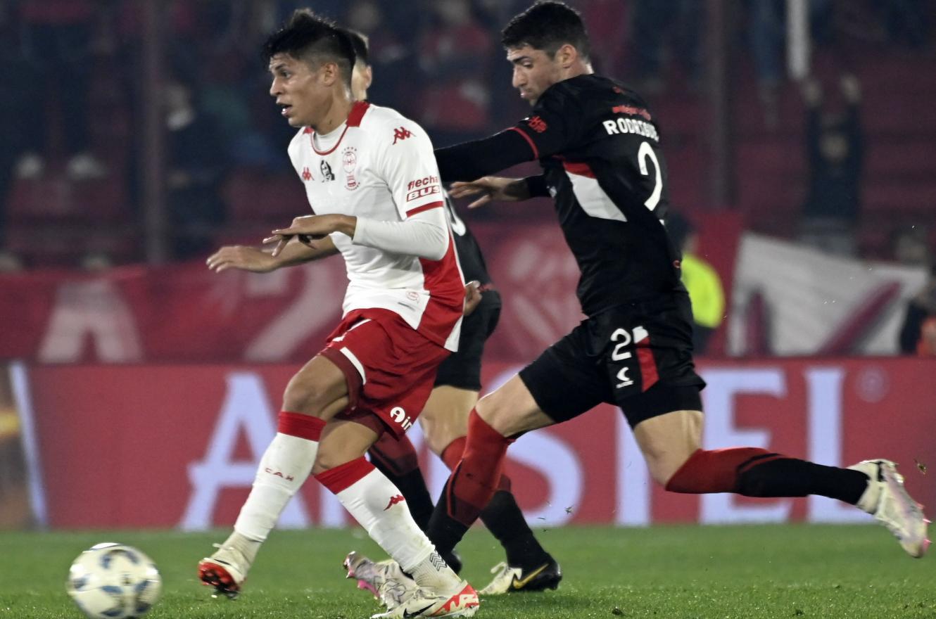 Huracán empató sin goles con Estudiantes y por ahora es líder en Primera División