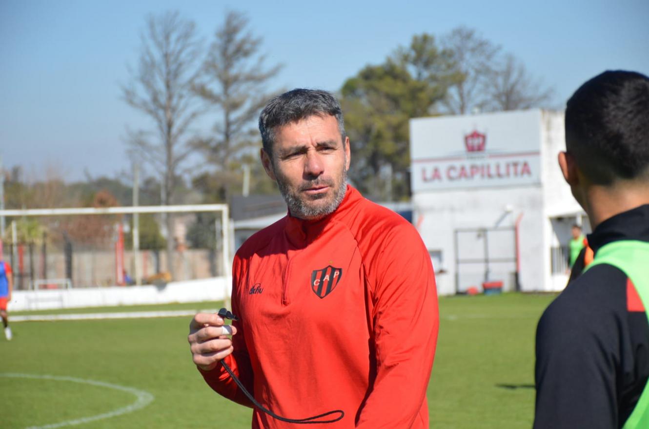 Patronato debe rearmar la defensa para recibir a Estudiantes de Buenos Aires