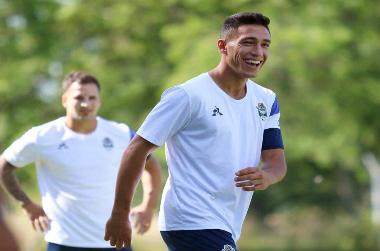 Fútbol: el concordiense Germán Guiffrey renovó su contrato con Gimnasia La Plata