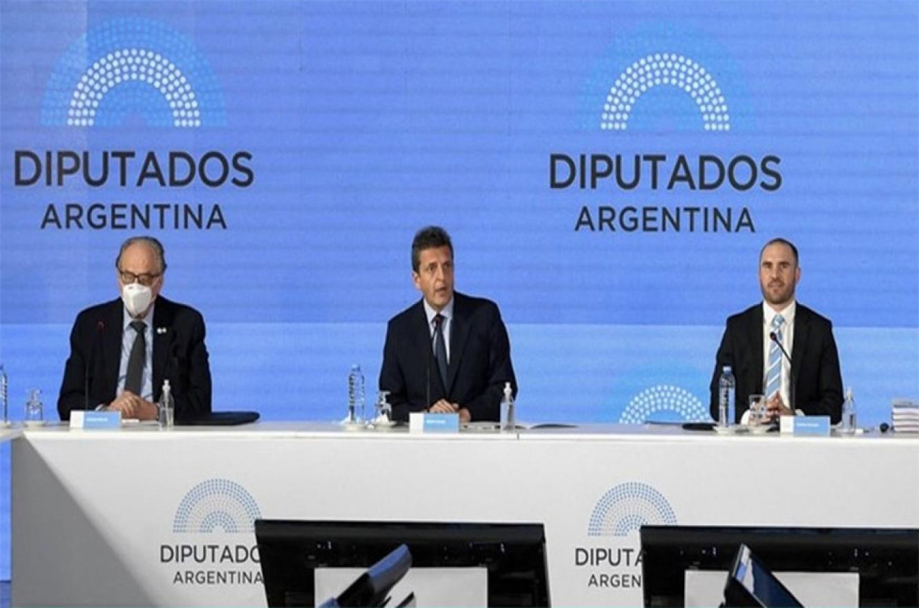 Imagen de archivo de Heller, Massa y Guzmán en la Cámara Baja. El titular de la cartera de Economía concurrirá a defender el proyecto de Presupuesto 2022.