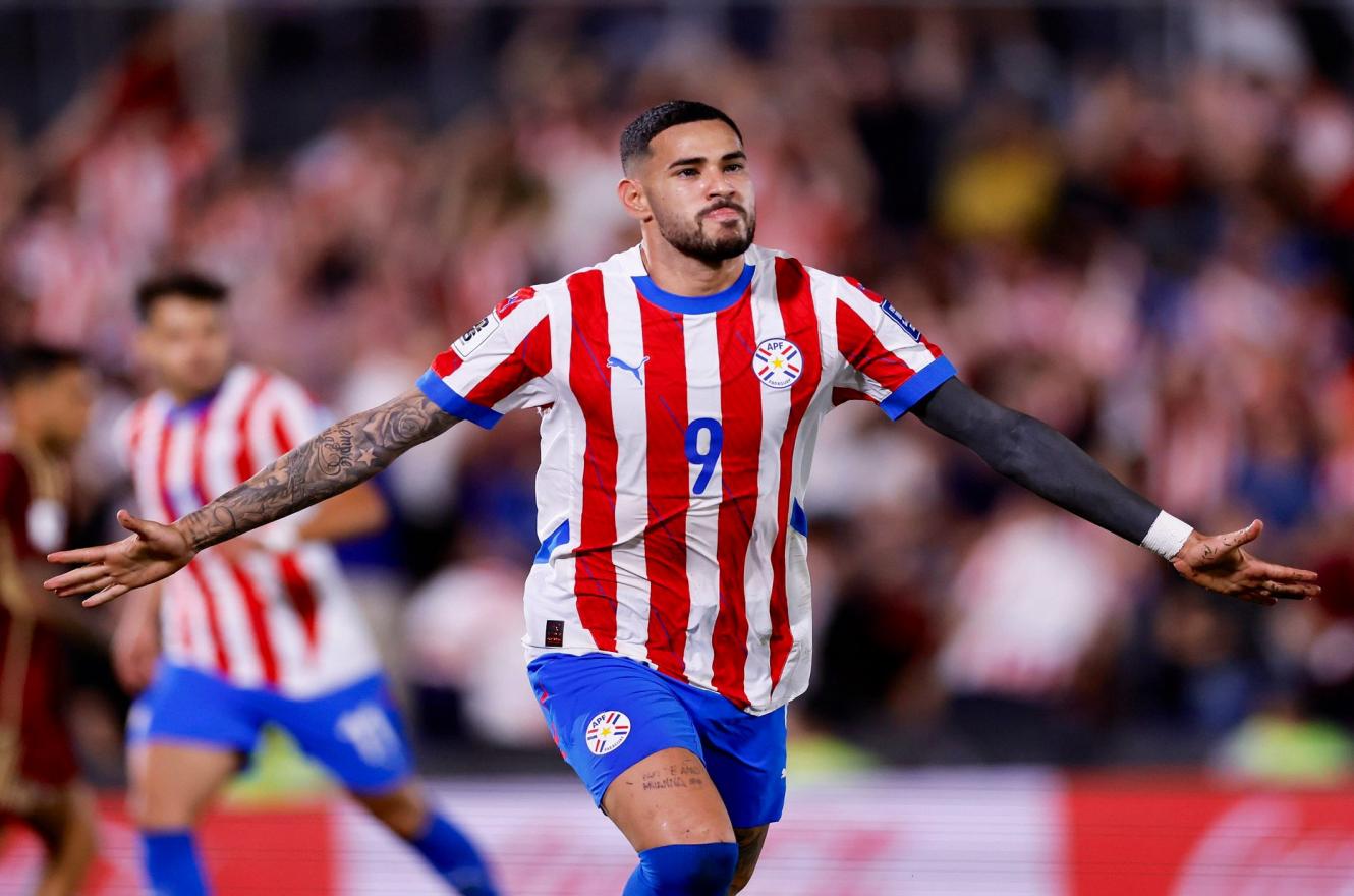 Fútbol: Paraguay reaccionó para sumar tres puntos valiosos ante Venezuela