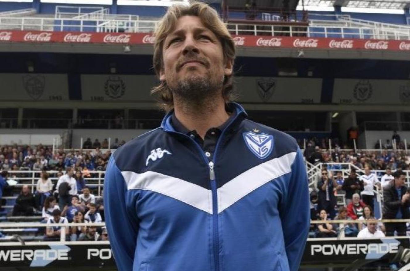 Publicaron una charla ejemplar del entrerriano Heinze con un equipo infantil de Chacarita