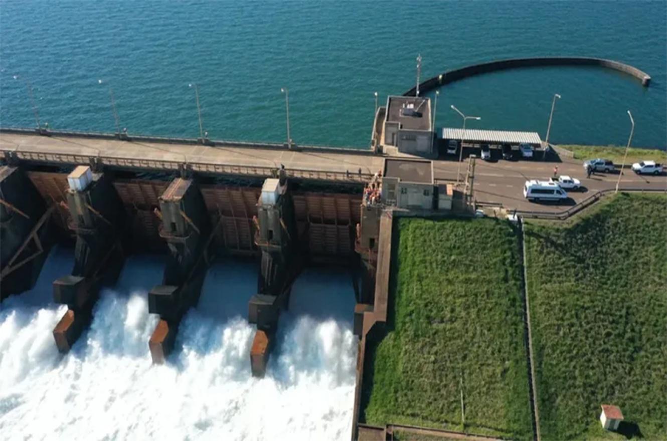 Corrientes y Misiones quieren comprarle la energía a las hidroeléctricas Yacyretá y Salto Grande, en vez de a la Compañía Administradora del Mercado Mayorista Eléctrico SA (Cammesa).